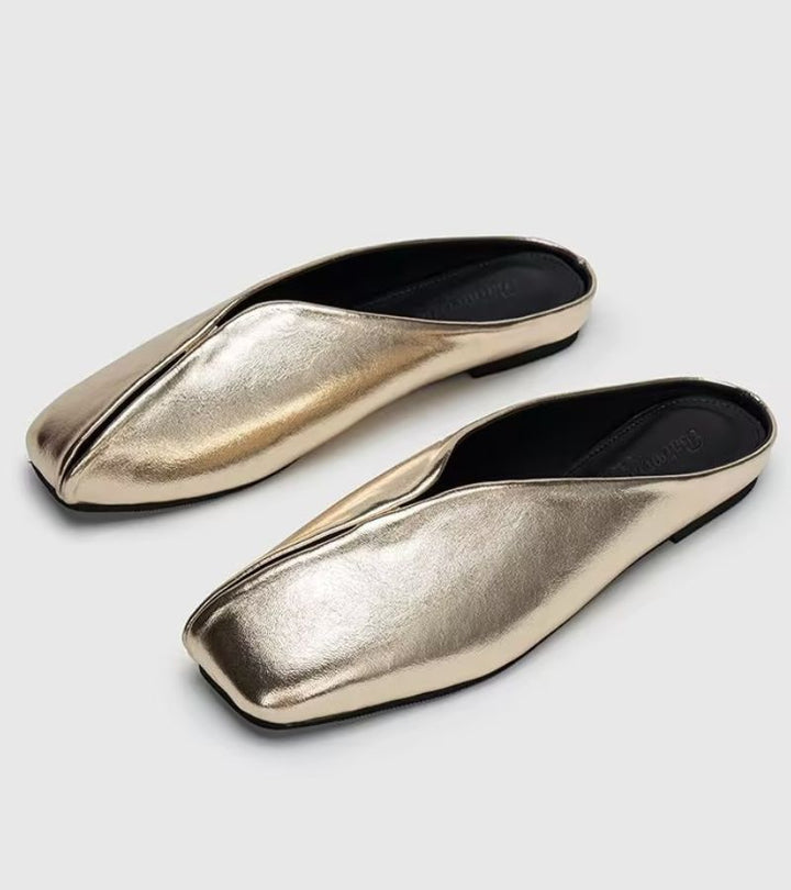 Delia | Mule Flat in Puro Cuoio per Camminare in Libertà