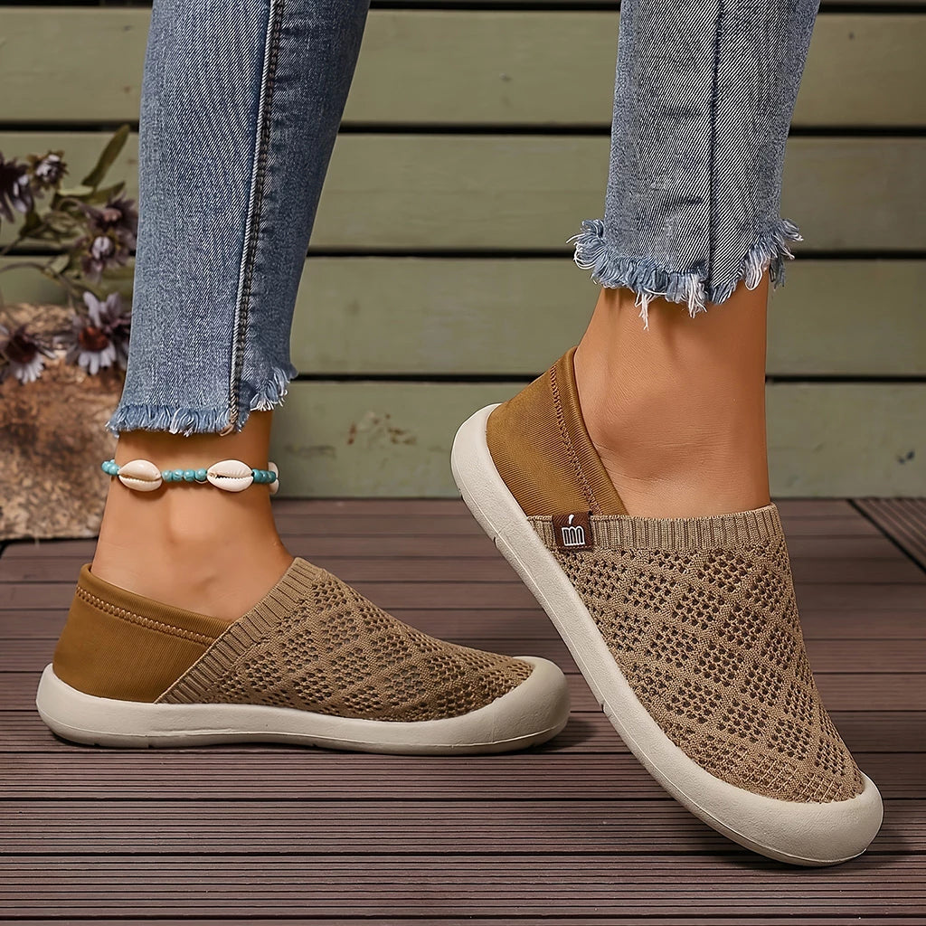 Lorena | Sneaker Slip-On Traforata, Leggerezza e Freschezza per l'Estate