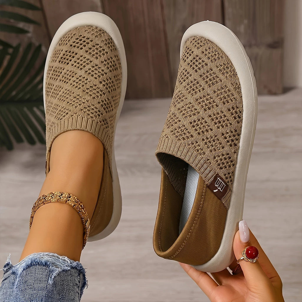 Lorena | Sneaker Slip-On Traforata, Leggerezza e Freschezza per l'Estate